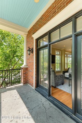 14501 Signature Point Dr, Louisville, KY 40299