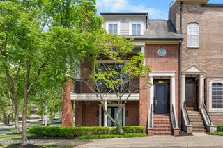 14501 Signature Point Dr, Louisville, KY 40299