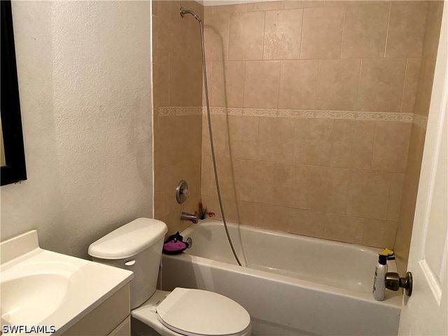 5118 24th ST SW, Lehigh Acres, FL 33973