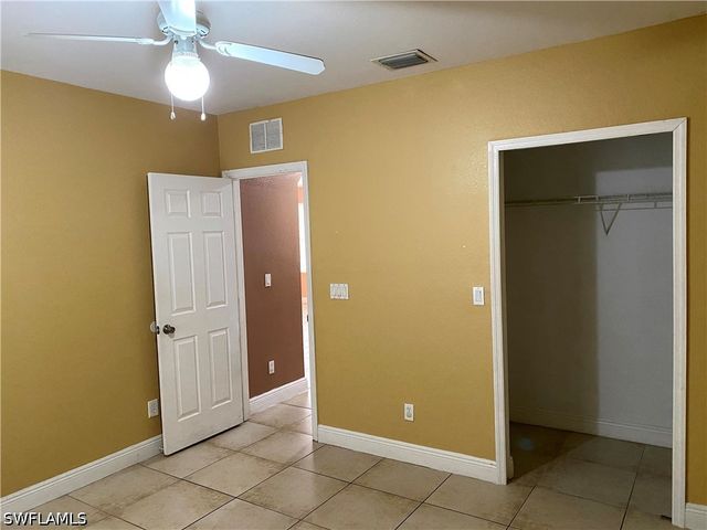 5118 24th ST SW, Lehigh Acres, FL 33973