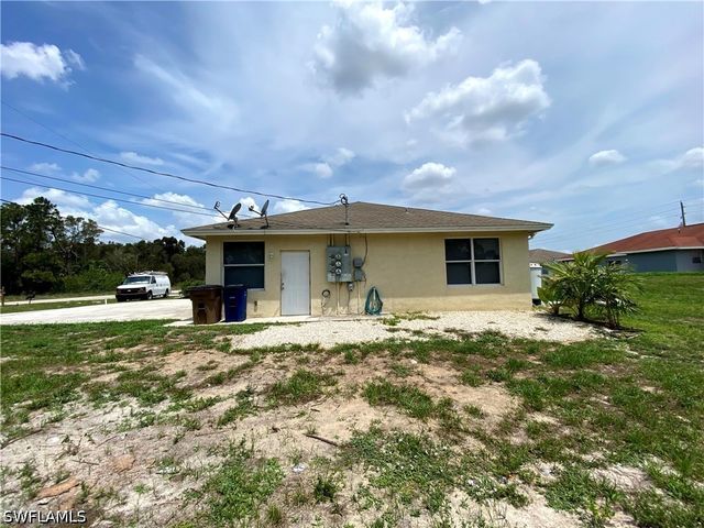 5118 24th ST SW, Lehigh Acres, FL 33973
