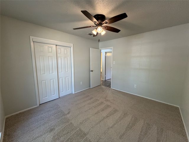 6601 Oaklawn Drive, Watauga, TX 76148
