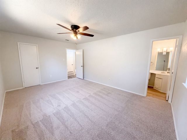 6601 Oaklawn Drive, Watauga, TX 76148