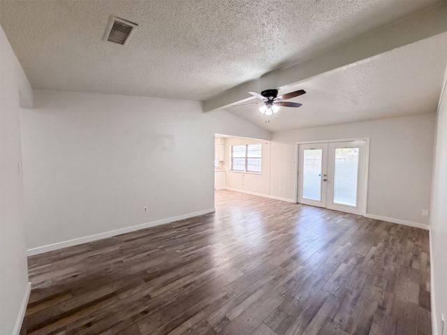 6601 Oaklawn Drive, Watauga, TX 76148