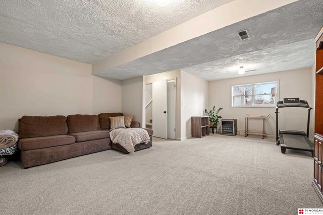 14810 Borman Street, Omaha, NE 68138