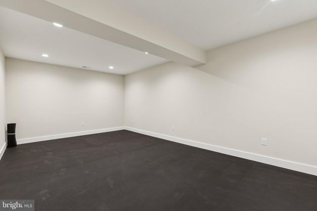 2150 N STAFFORD ST, Arlington, VA 22207