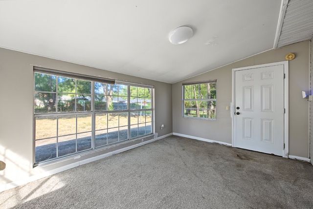 1404 E Joye Street, Springdale, AR 72762