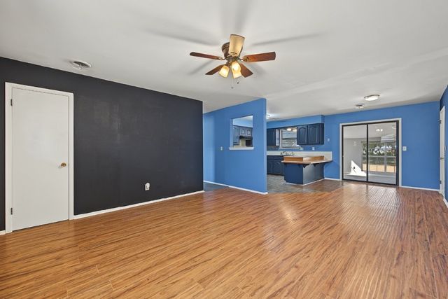 1404 E Joye Street, Springdale, AR 72762