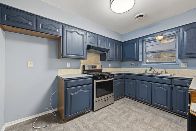 1404 E Joye Street, Springdale, AR 72762