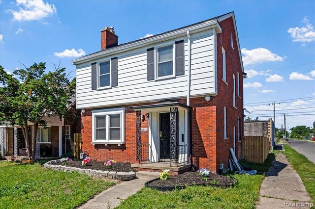 18715 Kentucky Street, Detroit, MI 48221