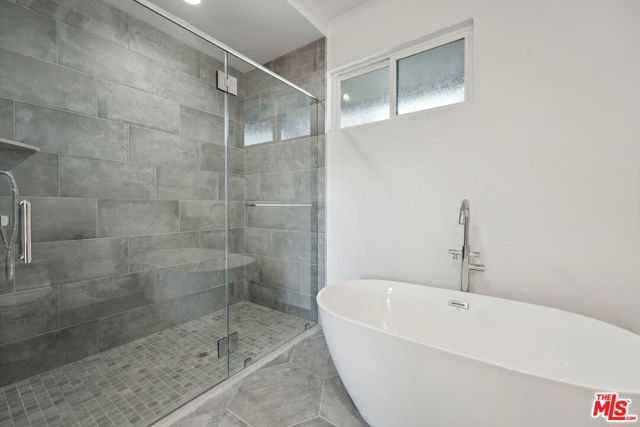 1746 Garfield Place 302, Los Angeles, CA 90028