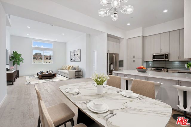 1746 Garfield Place 302, Los Angeles, CA 90028