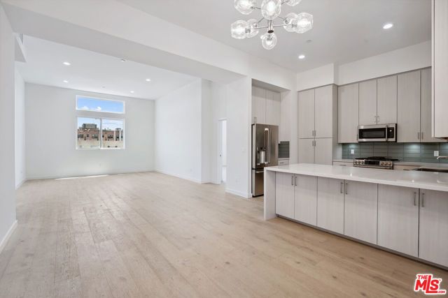 1746 Garfield Place 302, Los Angeles, CA 90028