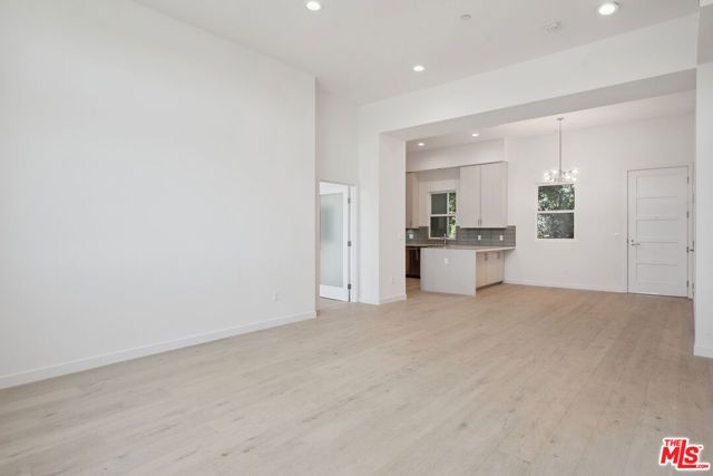 1746 Garfield Place 302, Los Angeles, CA 90028