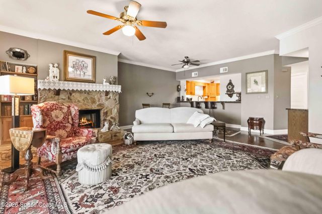 905 N Harbor City Boulevard 204, Melbourne, FL 32935