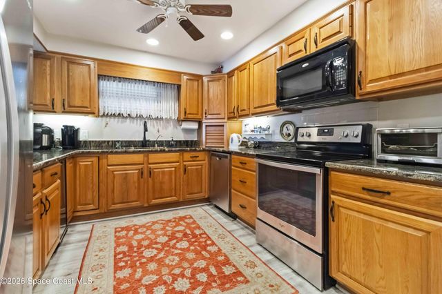 905 N Harbor City Boulevard 204, Melbourne, FL 32935