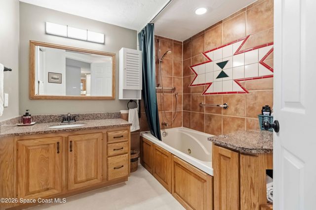 905 N Harbor City Boulevard 204, Melbourne, FL 32935