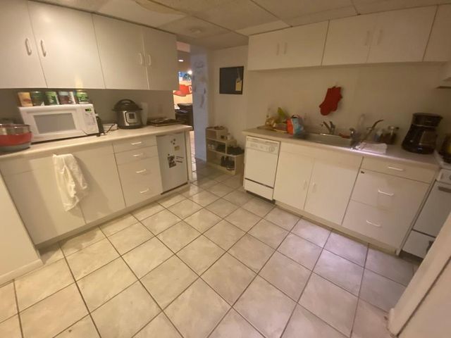 2921 Sunset Boulevard, Minneapolis, MN 55416