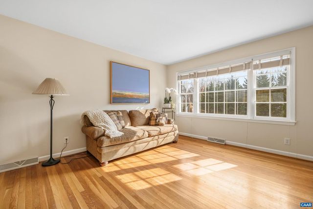 2417 COMMONWEALTH DR, Charlottesville, VA 22901