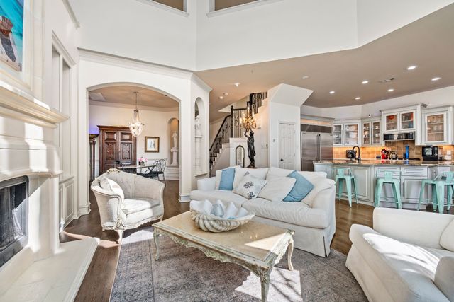 3917 Autumn Lane, Bedford, TX 76021