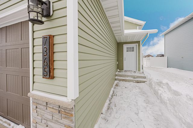 7365 24th Street S, Fargo, ND 58104