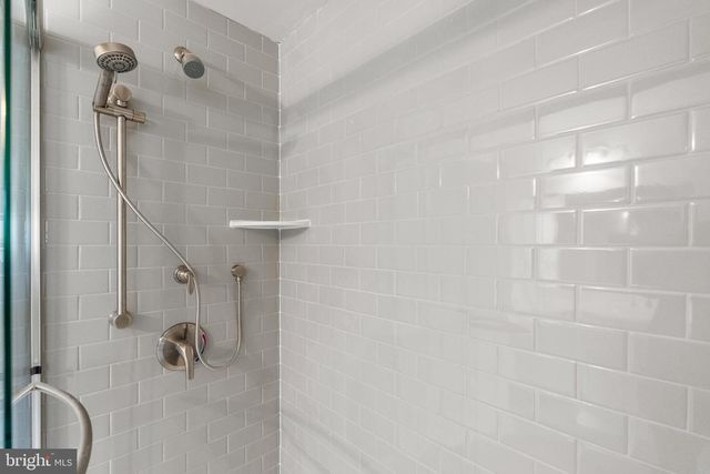 109 HILLSDALE DR, Fredericksburg, VA 22405