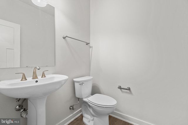 109 HILLSDALE DR, Fredericksburg, VA 22405