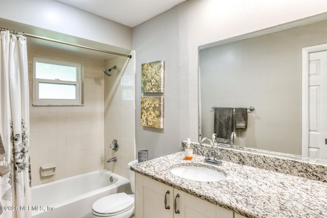 114 MAGNOLIA Drive, East Palatka, FL 32131