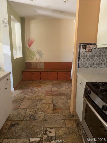 820 E Palm Canyon, Palm Springs, CA 92264