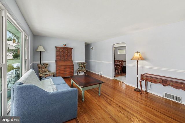 1723 DIGHTON ST, Camp Hill, PA 17011