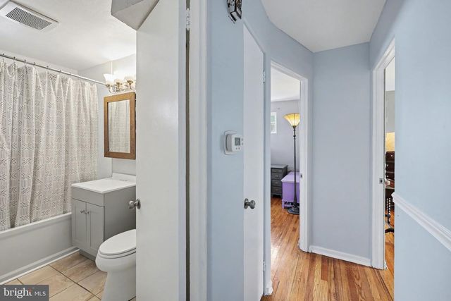 1723 DIGHTON ST, Camp Hill, PA 17011