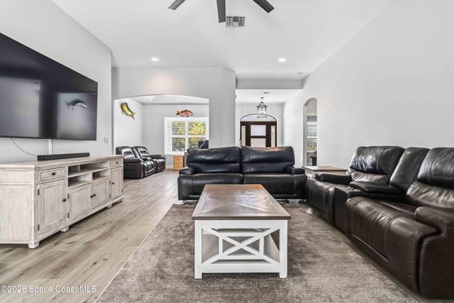 6920 Hacienda Drive, Grant, FL 32949