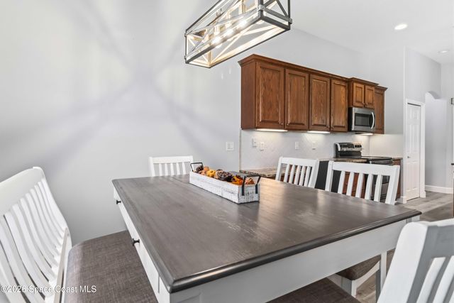 6920 Hacienda Drive, Grant, FL 32949