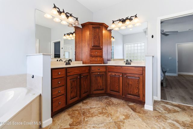 6920 Hacienda Drive, Grant, FL 32949