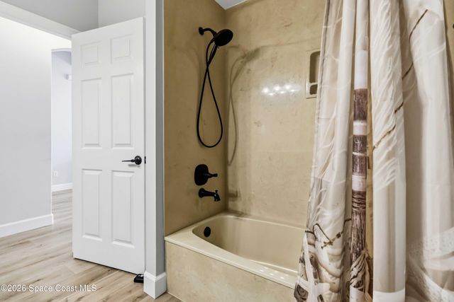 6920 Hacienda Drive, Grant, FL 32949