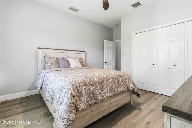 6920 Hacienda Drive, Grant, FL 32949