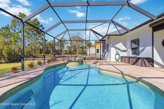 6920 Hacienda Drive, Grant, FL 32949