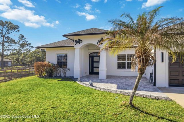 6920 Hacienda Drive, Grant, FL 32949