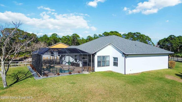 6920 Hacienda Drive, Grant, FL 32949