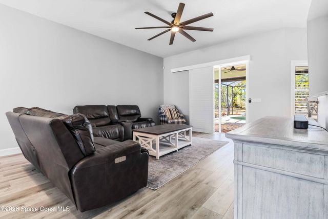 6920 Hacienda Drive, Grant, FL 32949