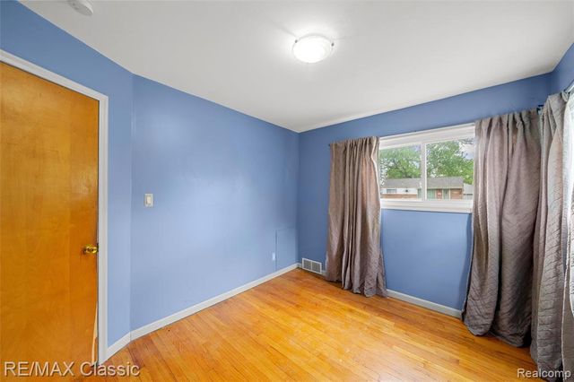 28731 Kathryn Street, Garden City, MI 48135