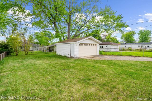 28731 Kathryn Street, Garden City, MI 48135