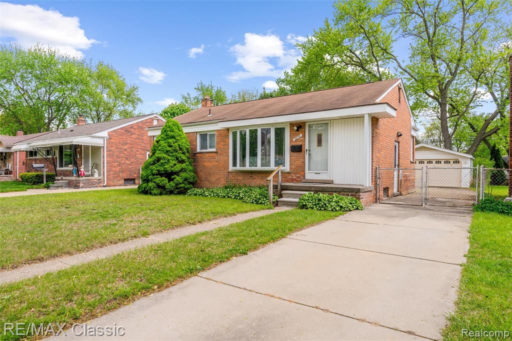 28731 Kathryn Street, Garden City, MI 48135
