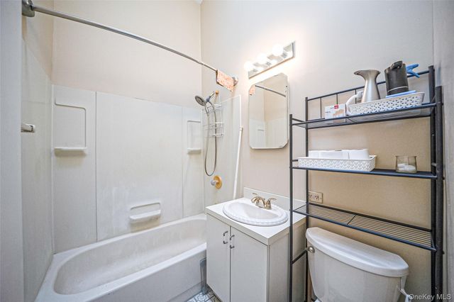 99 Cherubina Lane, North Babylon, NY 11703