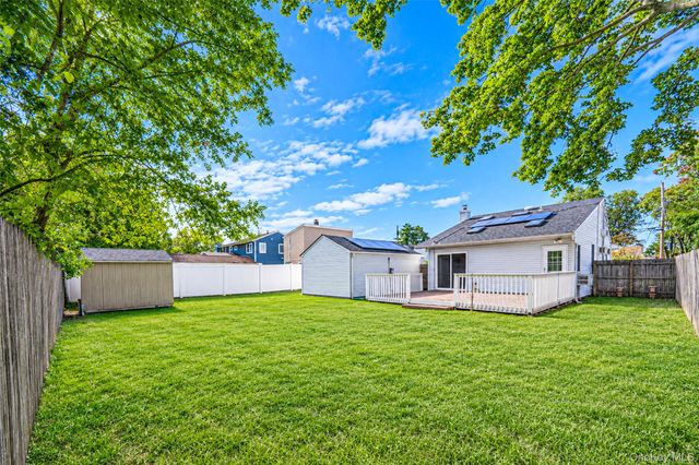 99 Cherubina Lane, North Babylon, NY 11703