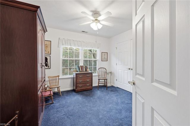 900 Lee Shore CT, Chesapeake, VA 23320