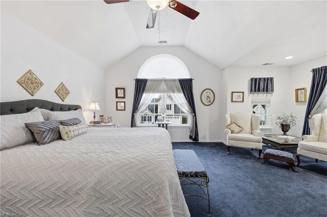 900 Lee Shore CT, Chesapeake, VA 23320