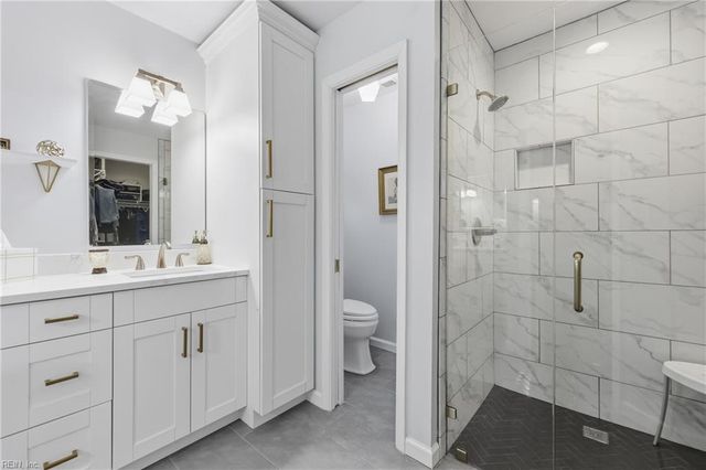 900 Lee Shore CT, Chesapeake, VA 23320