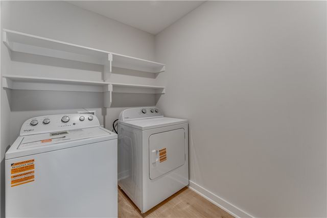 4695 W Aurora Street, Fayetteville, AR 72704