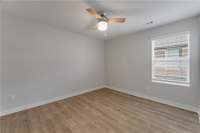 4695 W Aurora Street, Fayetteville, AR 72704